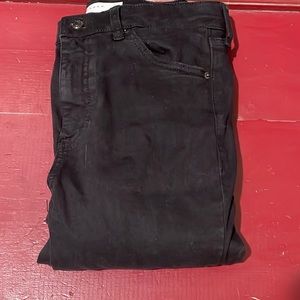 Black Topshop hardly used fit geans.